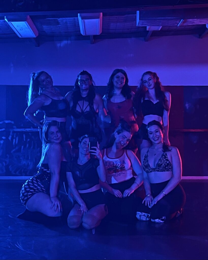 beginner floorwerk class posing at Kedron dance studio